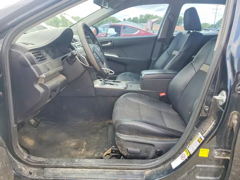 2012 TOYOTA CAMRY SE  