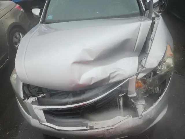 2010 HONDA ACCORD LX  