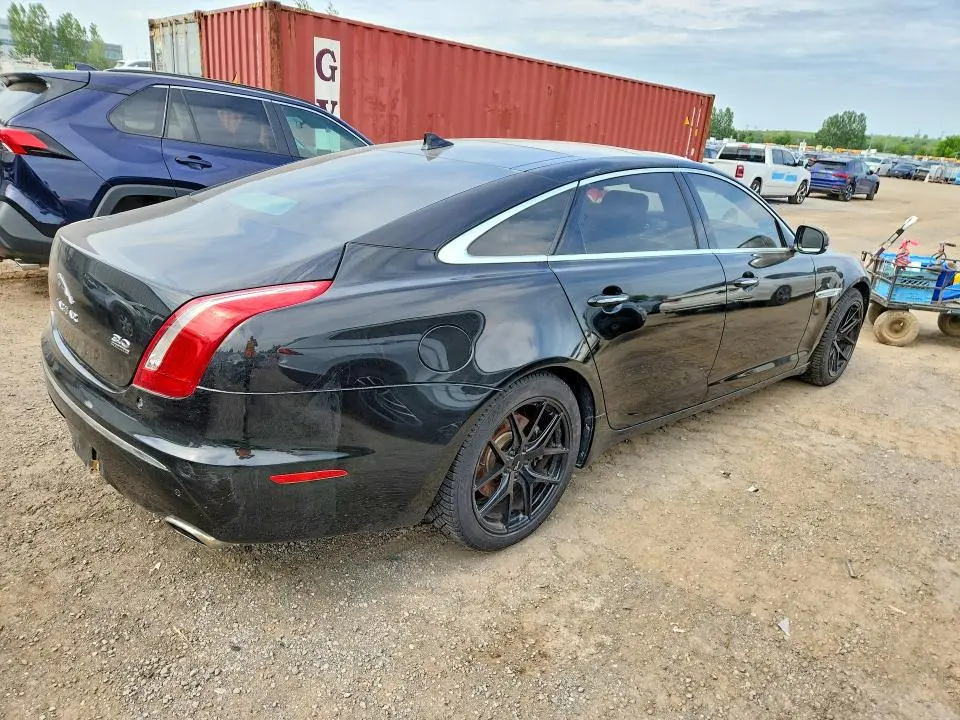 2014 JAGUAR XJL PORTFOLIO  