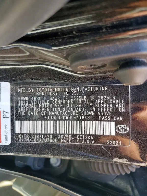 2017 TOYOTA CAMRY SE  