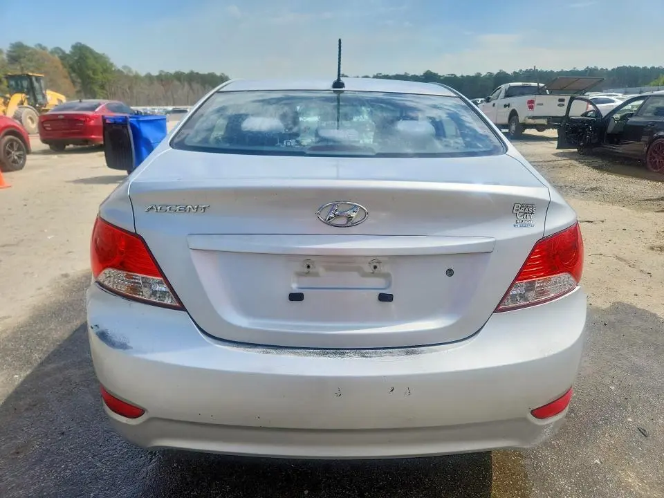 2013 HYUNDAI ACCENT GLS  