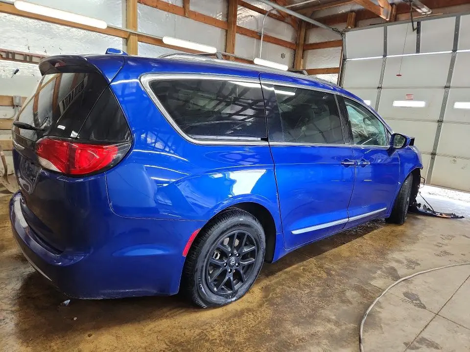 2020 CHRYSLER PACIFICA TOURING L  