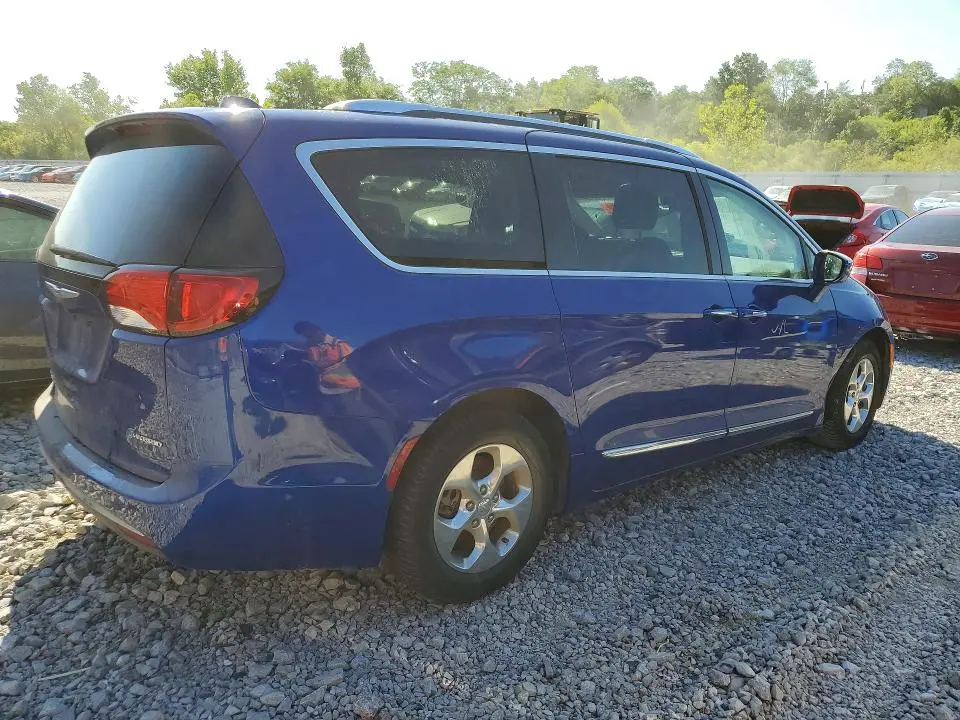 2018 CHRYSLER PACIFICA HYBRID LIMITED  
