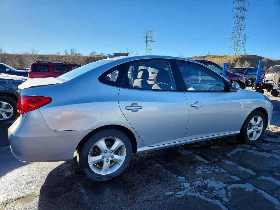 2010 HYUNDAI ELANTRA SE  