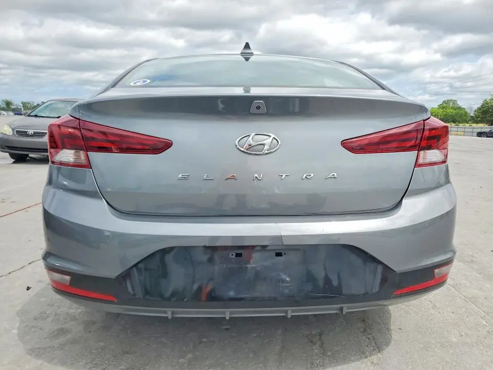 2019 HYUNDAI ELANTRA SEL  