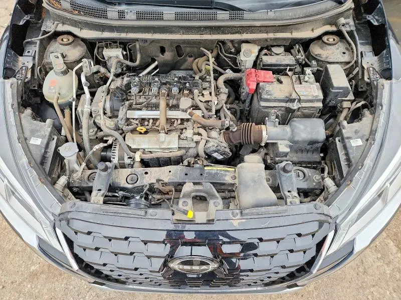 2023 NISSAN KICKS S  