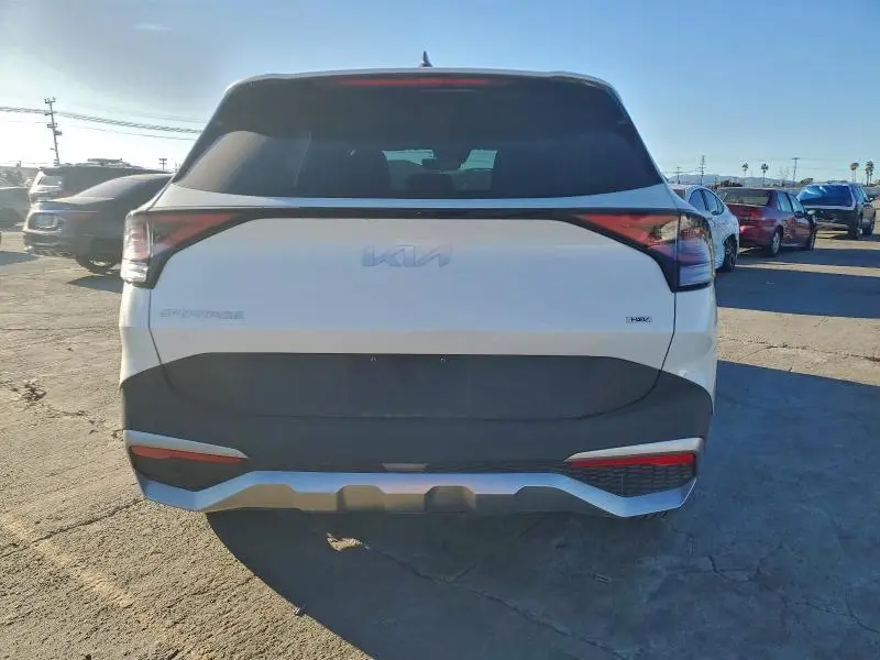 2025 KIA SPORTAGE LX  