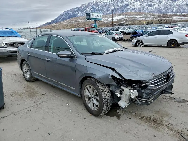 2016 VOLKSWAGEN PASSAT S  