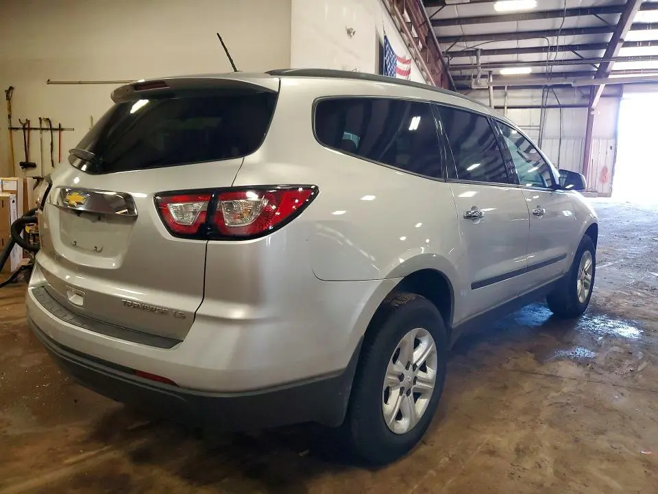 2015 CHEVROLET TRAVERSE LS  