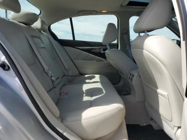 2019 INFINITI Q50 LUXE
