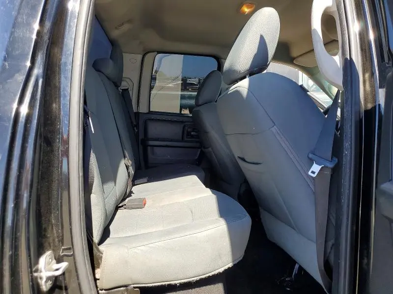 2013 RAM 1500 ST  
