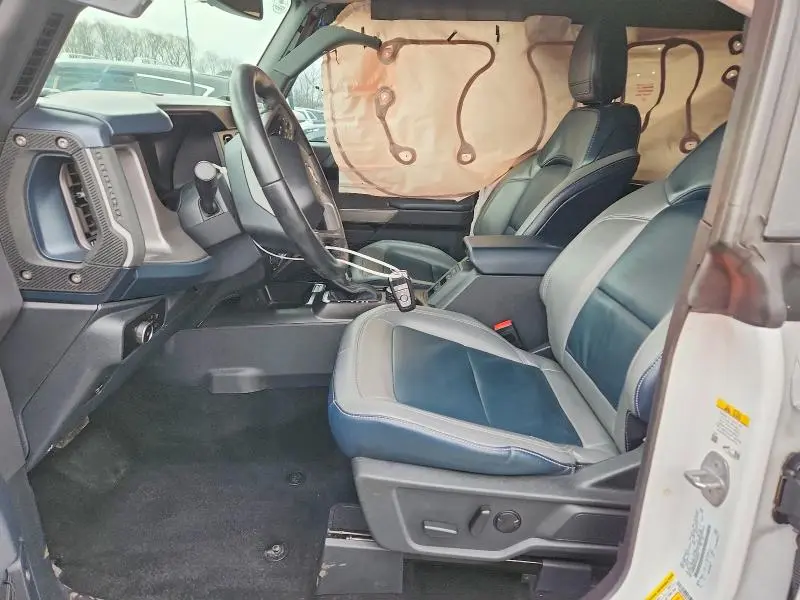 2023 FORD BRONCO BASE  