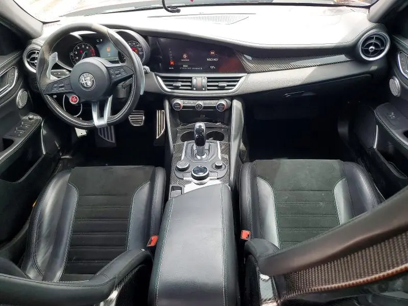 2018 ALFA ROMEO GIULIA QUADRIFOGLIO  