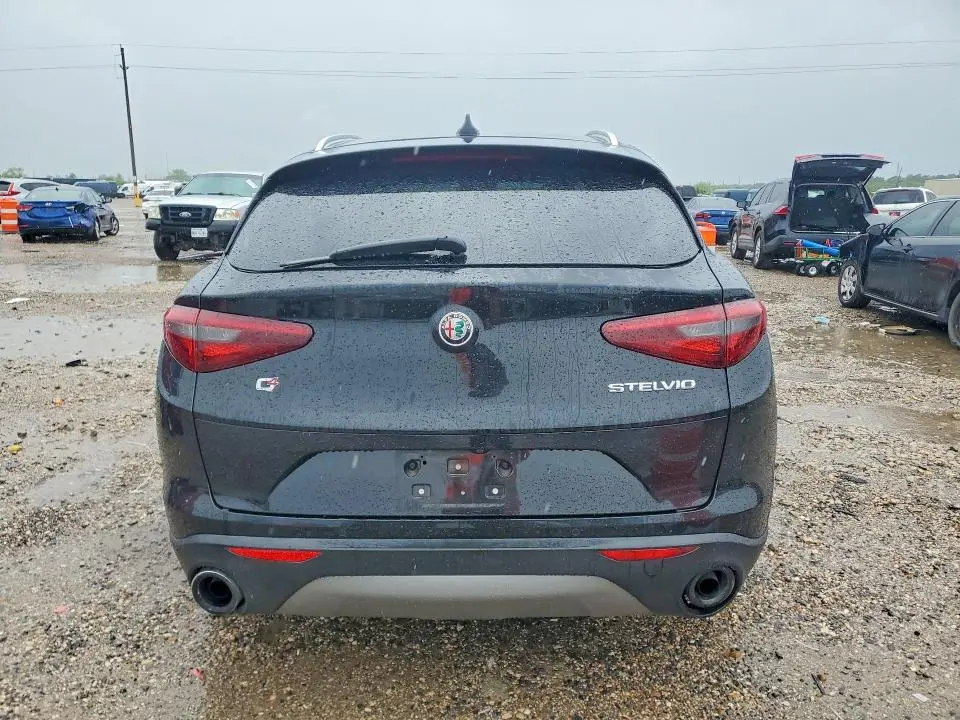 2018 ALFA ROMEO STELVIO   