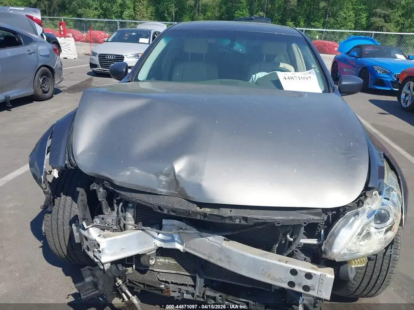 2012 INFINITI G37  