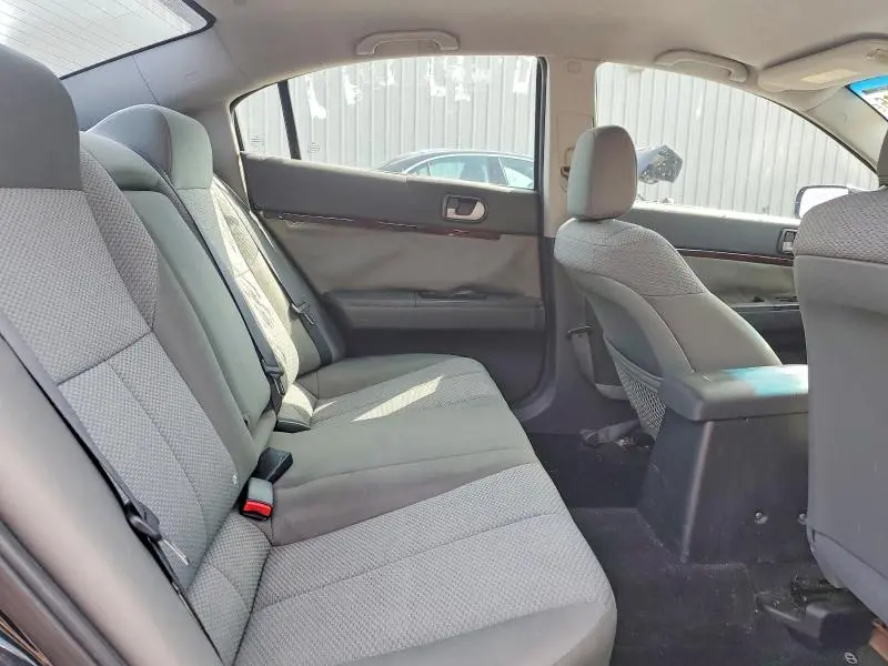 2010 MITSUBISHI GALANT ES  