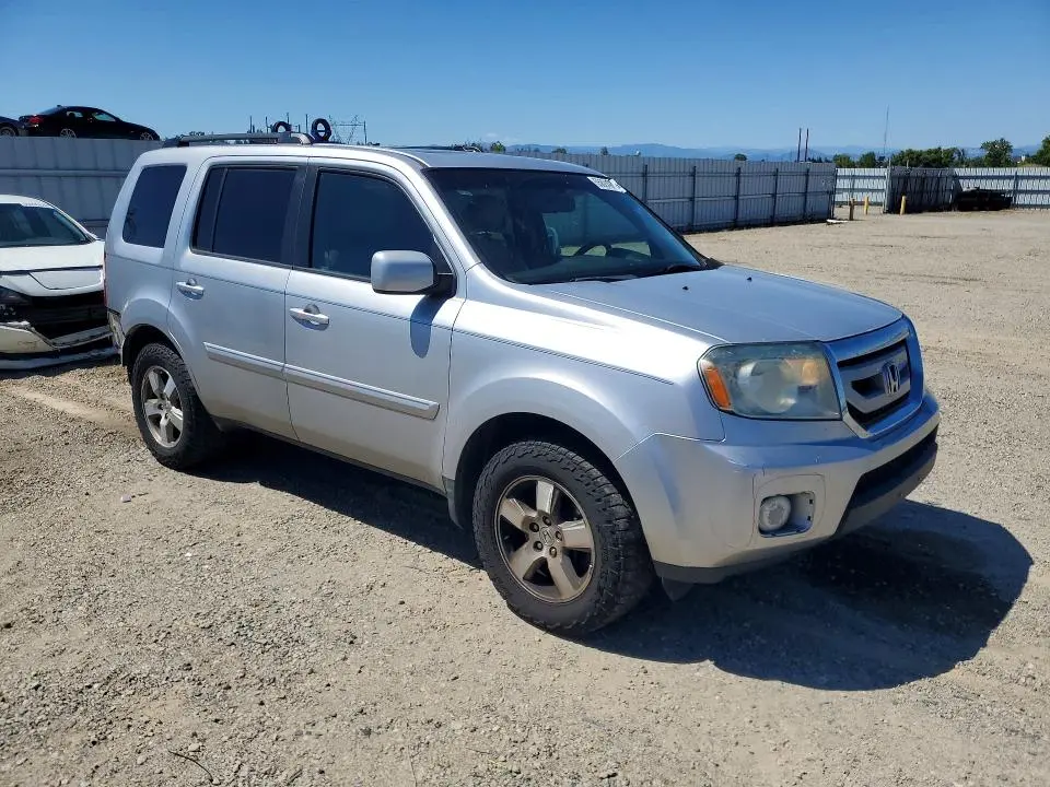 2010 HONDA PILOT EXL  