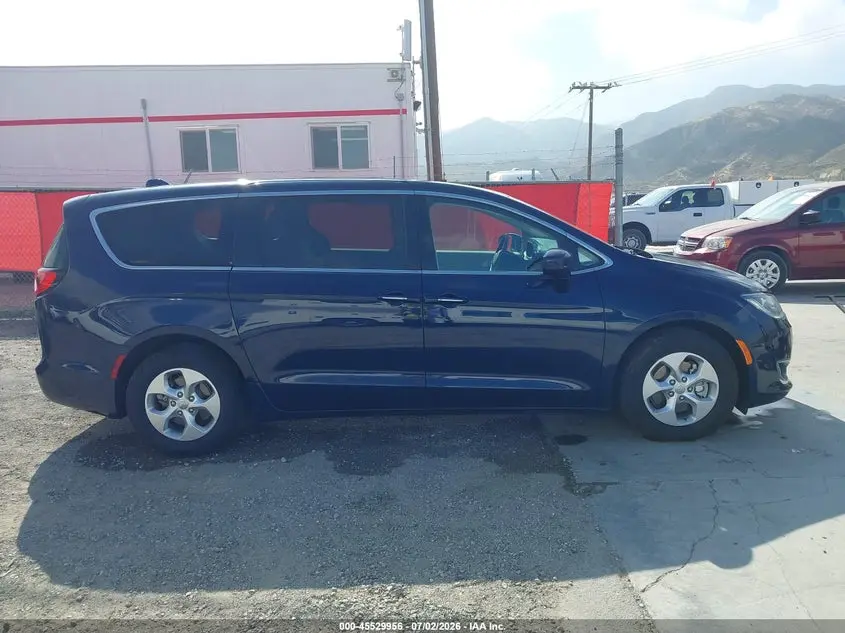 2017 CHRYSLER PACIFICA HYBRID TOURING PLUS