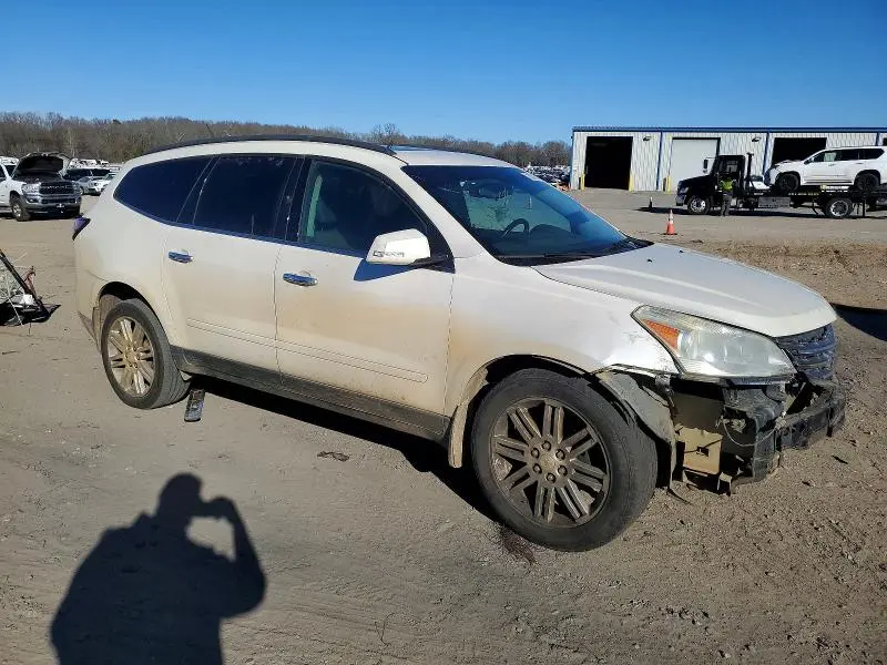 2014 CHEVROLET TRAVERSE LT  