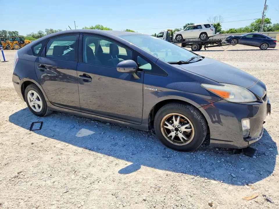 2011 TOYOTA PRIUS TWO  