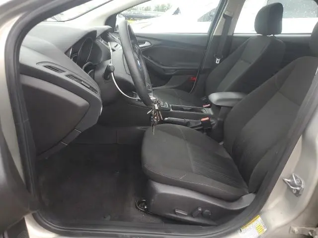 2016 FORD FOCUS SE  