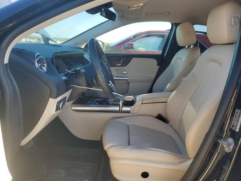2021 MERCEDES-BENZ GLA 250 4MATIC  