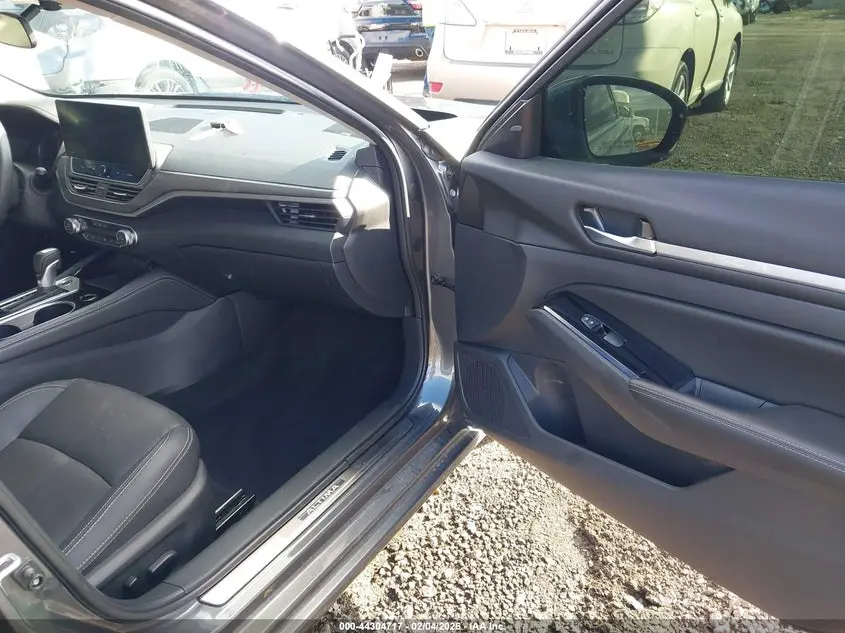 2025 NISSAN ALTIMA SL FWD