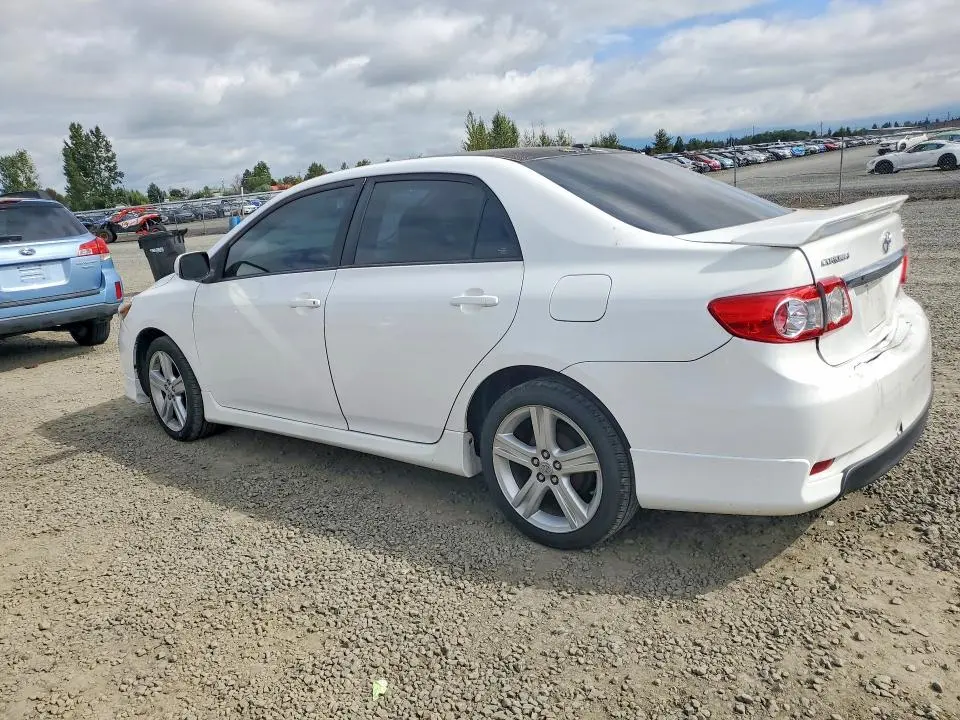 2013 TOYOTA COROLLA S  