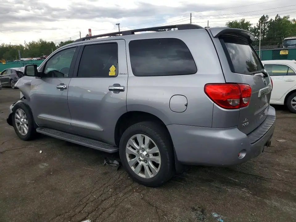 2010 TOYOTA SEQUOIA PLATINUM  
