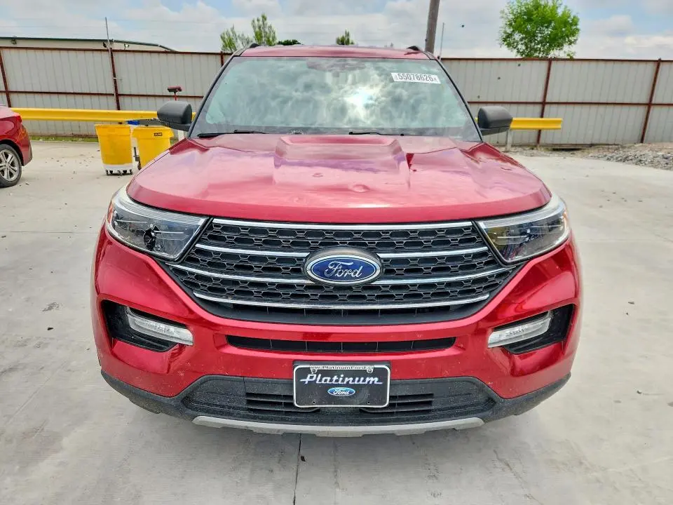 2022 FORD EXPLORER XLT  