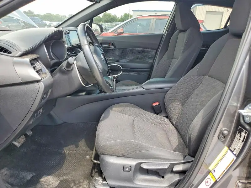 2018 TOYOTA C-HR XLE PREMIUM  