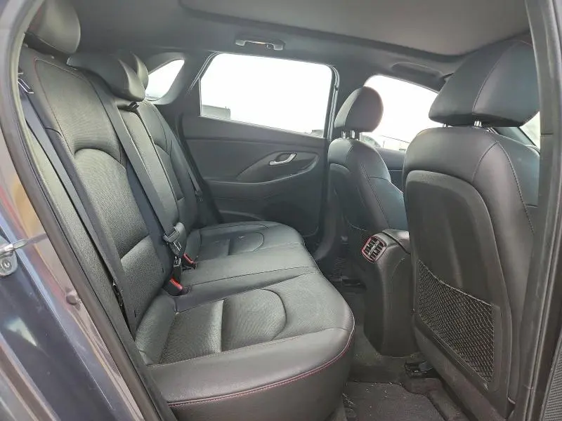 2018 HYUNDAI ELANTRA GT SPORT  