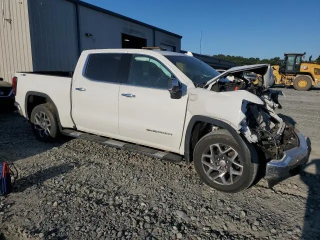 2022 GMC SIERRA K1500 SLT  
