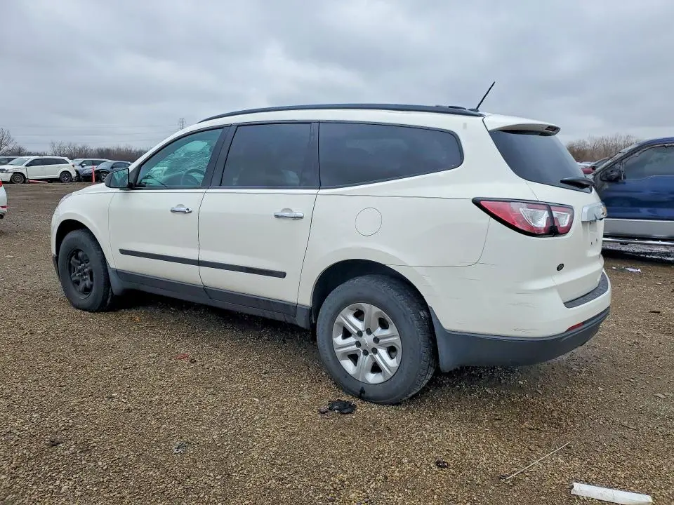 2015 CHEVROLET TRAVERSE LS  