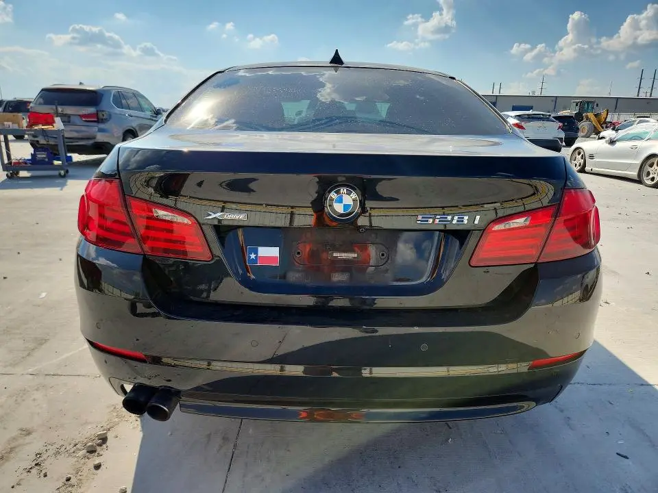 2013 BMW 528 XI  