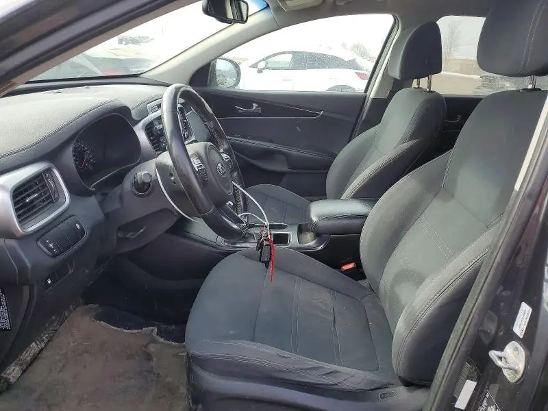2017 KIA SORENTO LX V6  