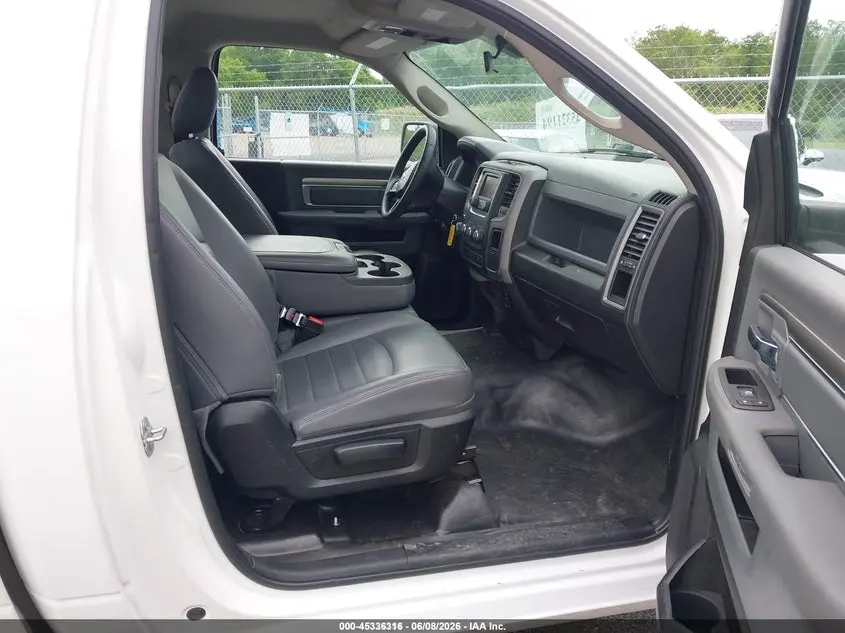 2019 RAM 1500 CLASSIC TRADESMAN  4X2 8' BOX
