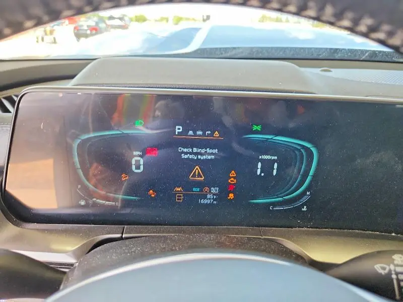 2025 KIA TELLURIDE LX  