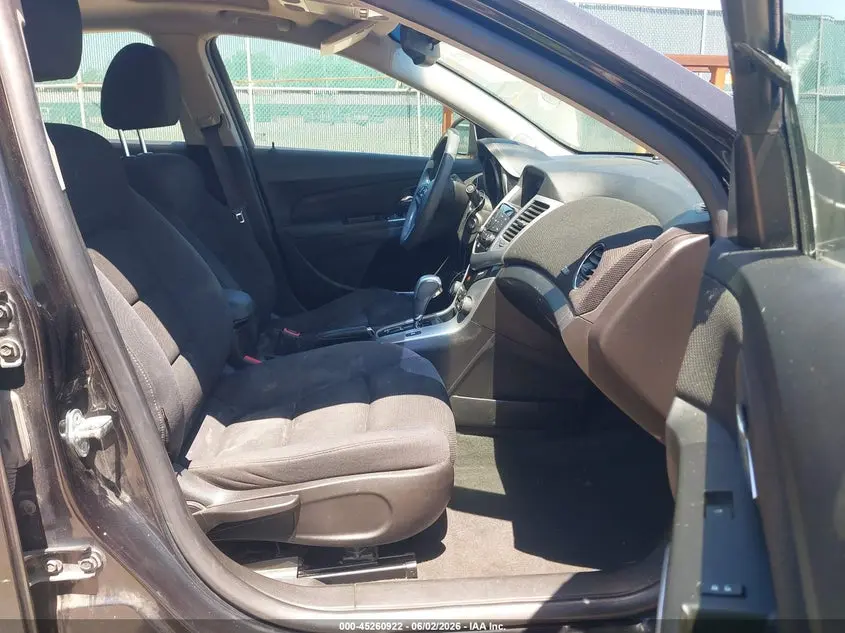 2015 CHEVROLET CRUZE 1LT AUTO