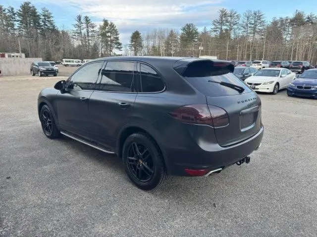 2013 PORSCHE CAYENNE   