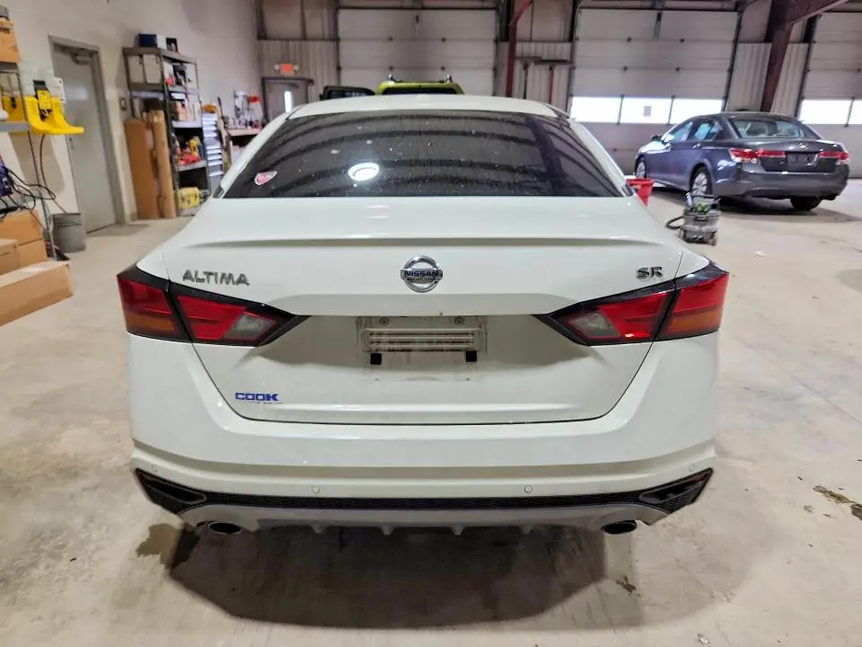 2022 NISSAN ALTIMA 2.5 SR  