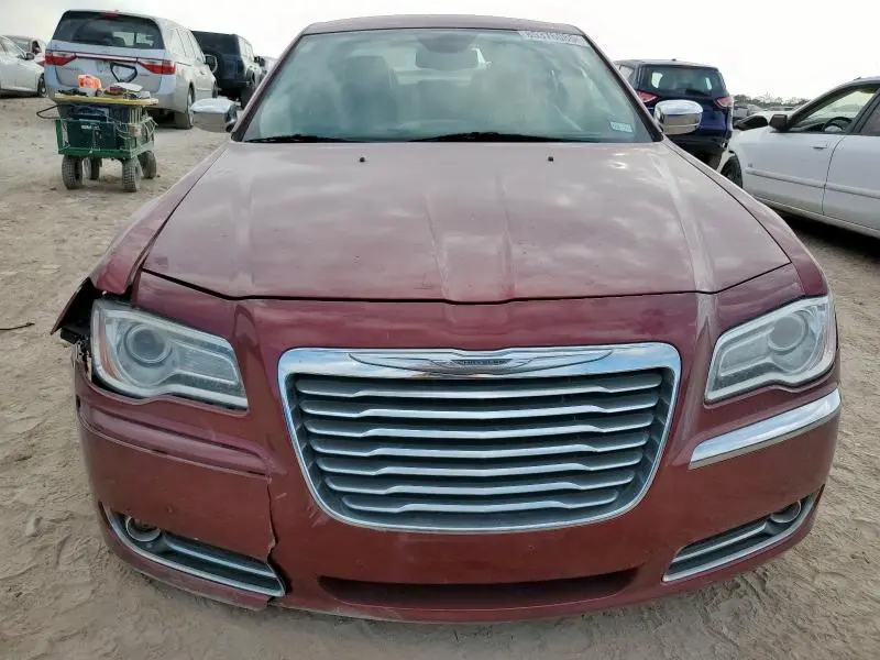 2013 CHRYSLER 300C   