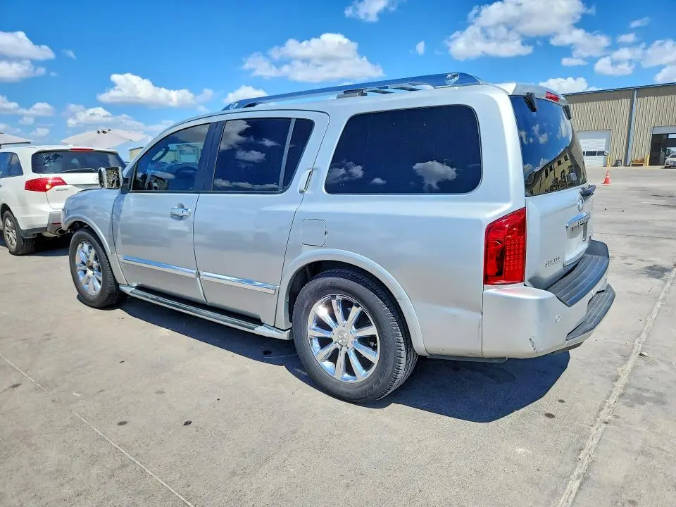 2010 INFINITI QX56 BASE  