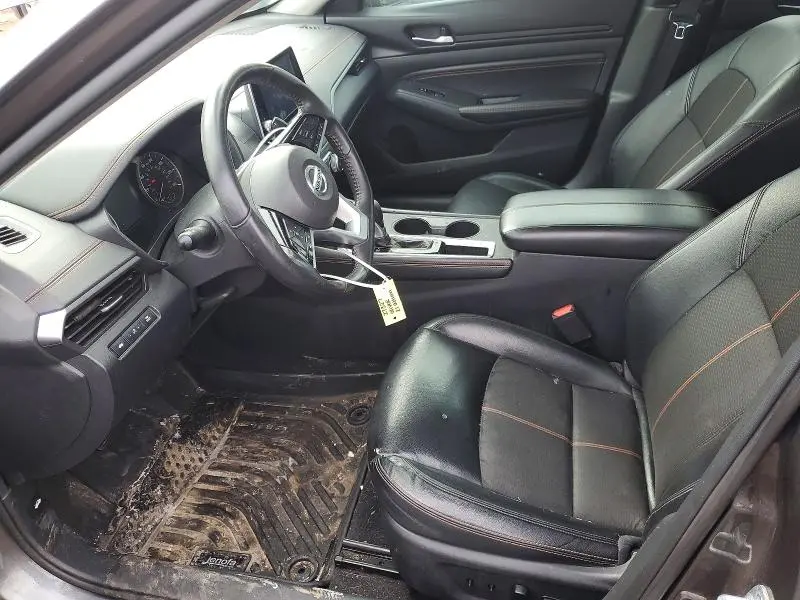 2021 NISSAN ALTIMA SR  