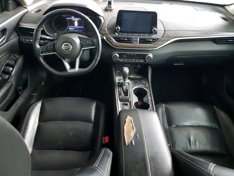 2021 NISSAN ALTIMA SL  