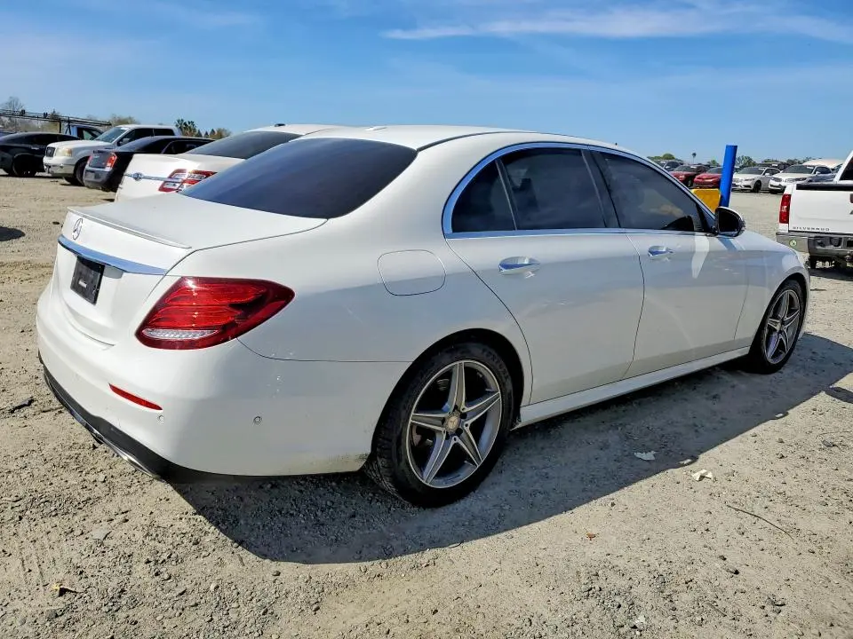 2017 MERCEDES-BENZ E 300  