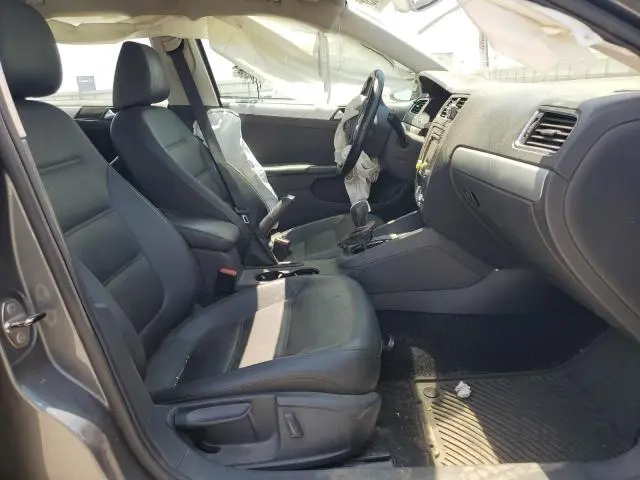 2014 VOLKSWAGEN JETTA SE  