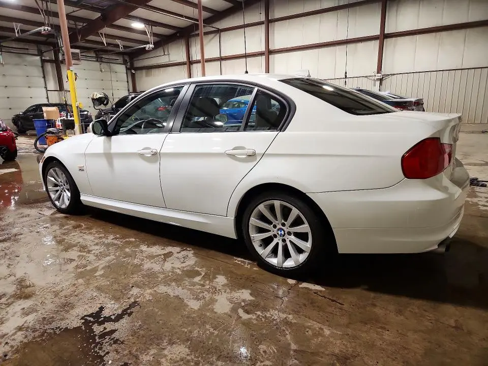 2011 BMW 328 XI SULEV  
