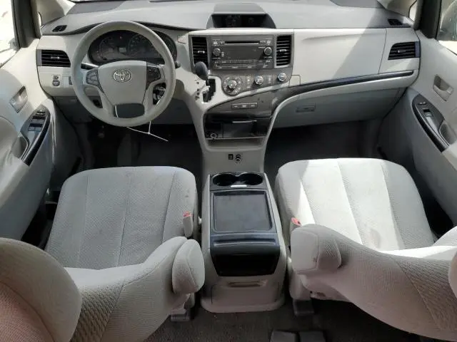2011 TOYOTA SIENNA LE  