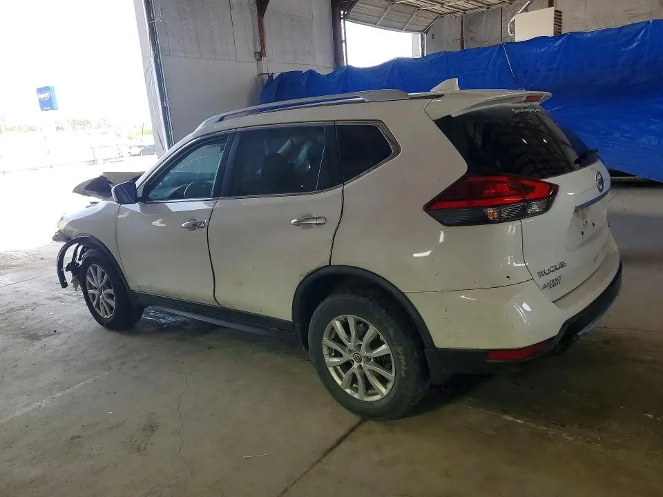 2017 NISSAN ROGUE   